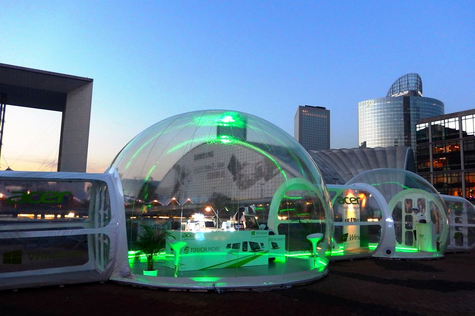 dôme en forme de bulle lumineuse