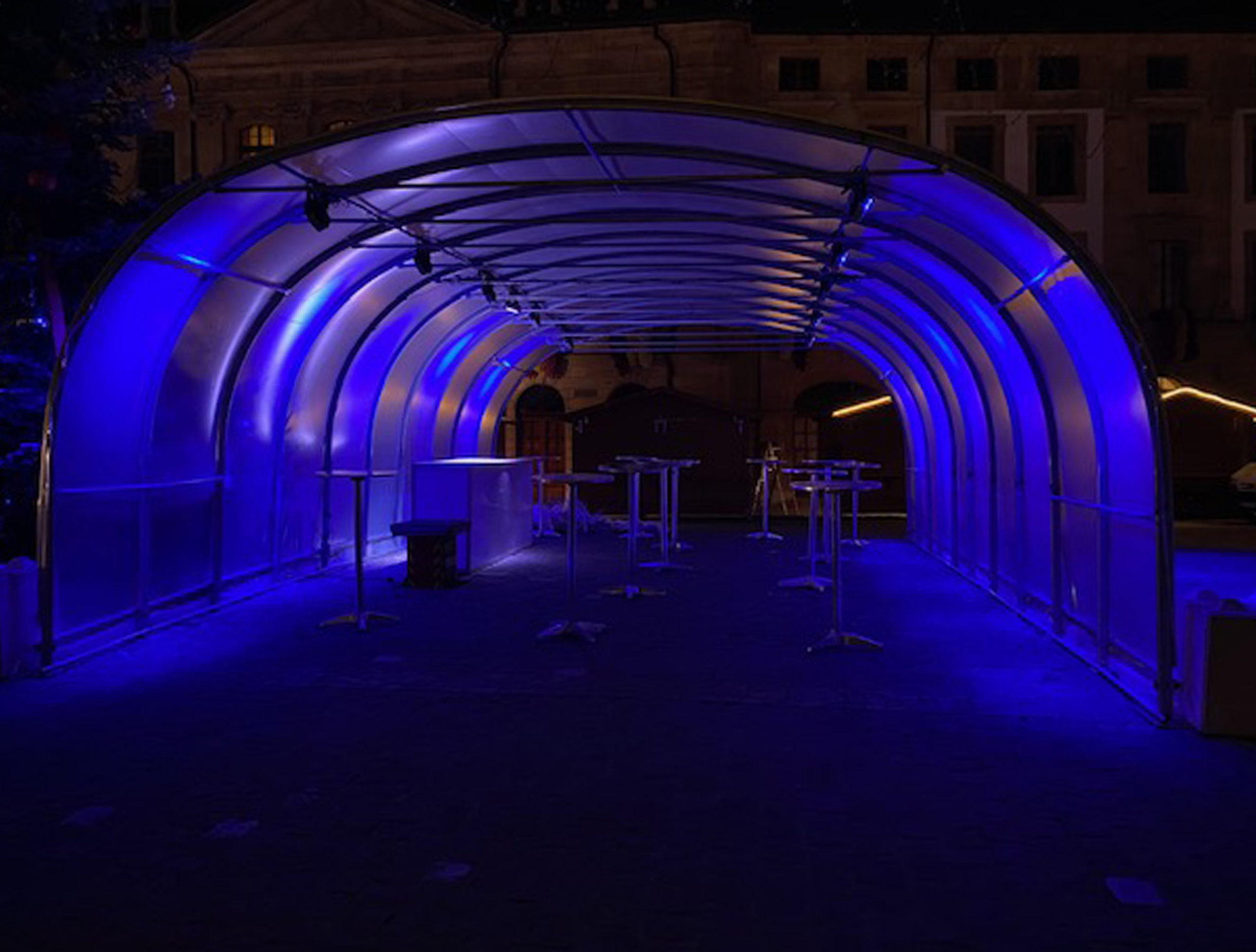tunnel lumineux